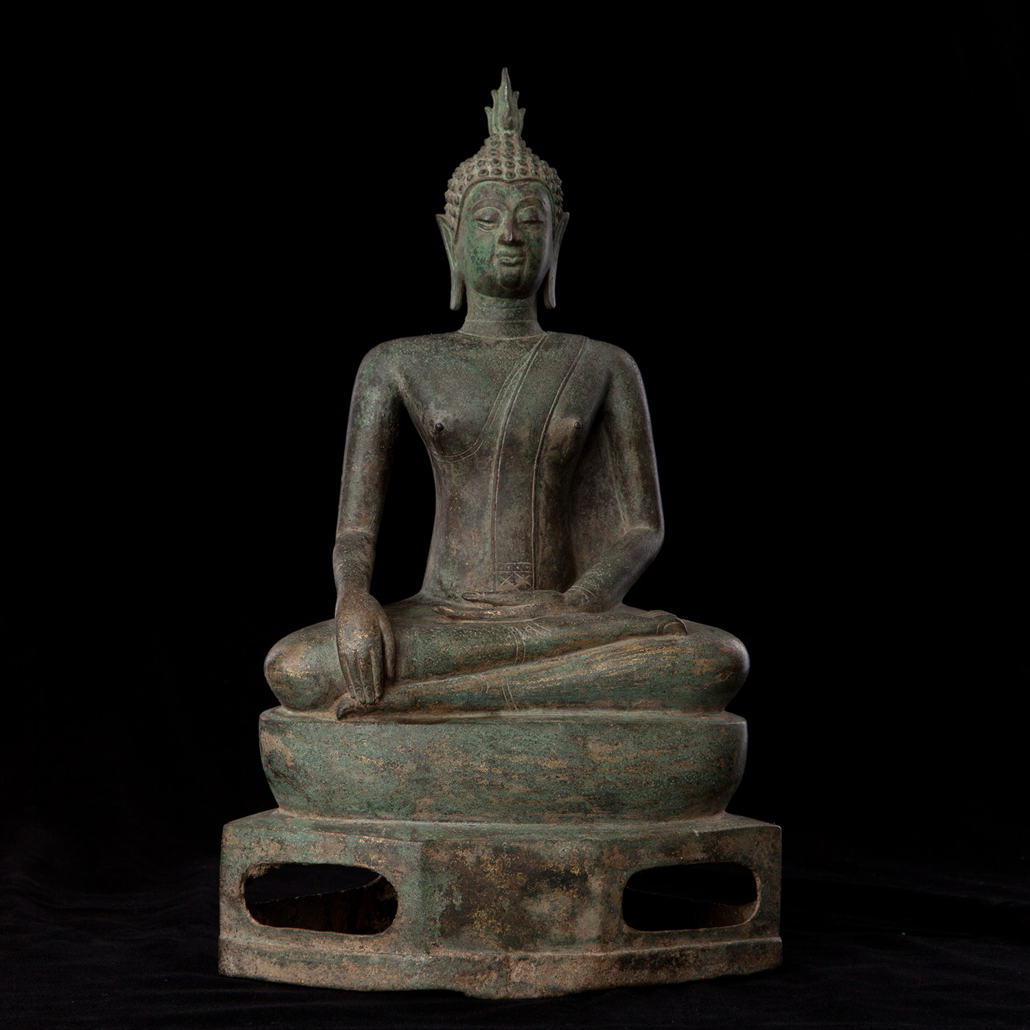 Antique & Vintage Buddhas Statues, Large Wooden Buddha Statues The